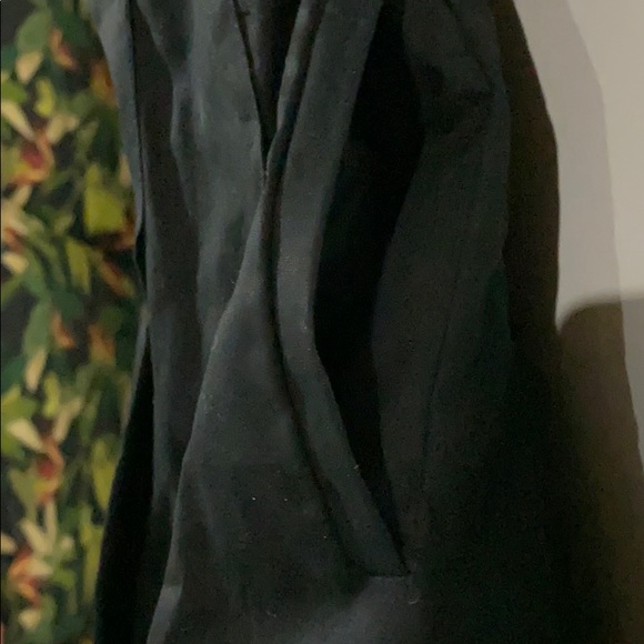 Puffy black skirt - Picture 3 of 5